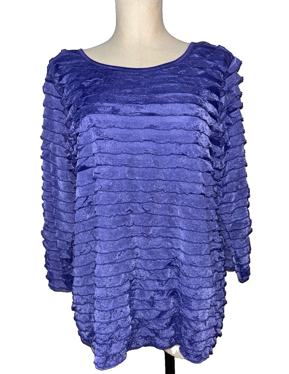 Bedford Fair Women’s All-Over Ruffled Knit Blouse Top size L Witchy Whimsigoth